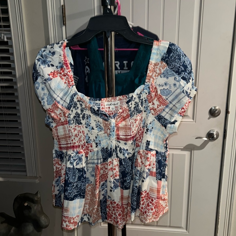 Derek heart women’s southern blouse size L .